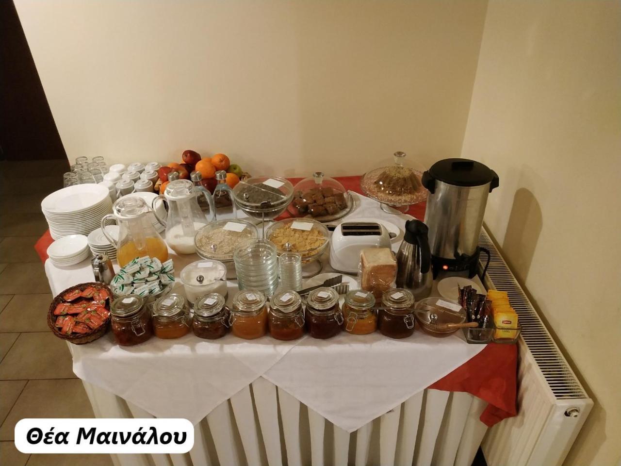 Thea Mainalou Otel Vytina Dış mekan fotoğraf