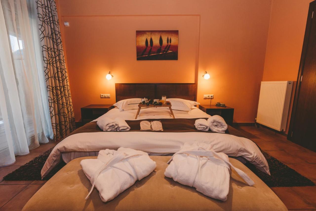 Thea Mainalou Otel Vytina Dış mekan fotoğraf