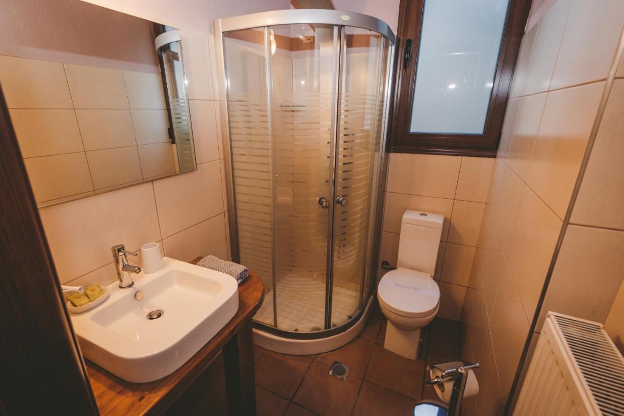 Thea Mainalou Otel Vytina Dış mekan fotoğraf