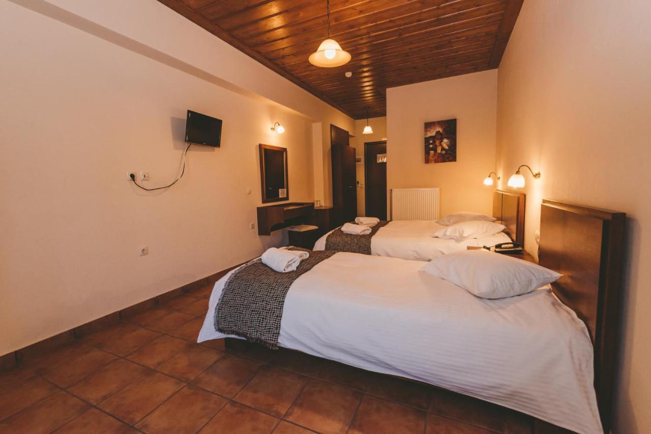 Thea Mainalou Otel Vytina Dış mekan fotoğraf