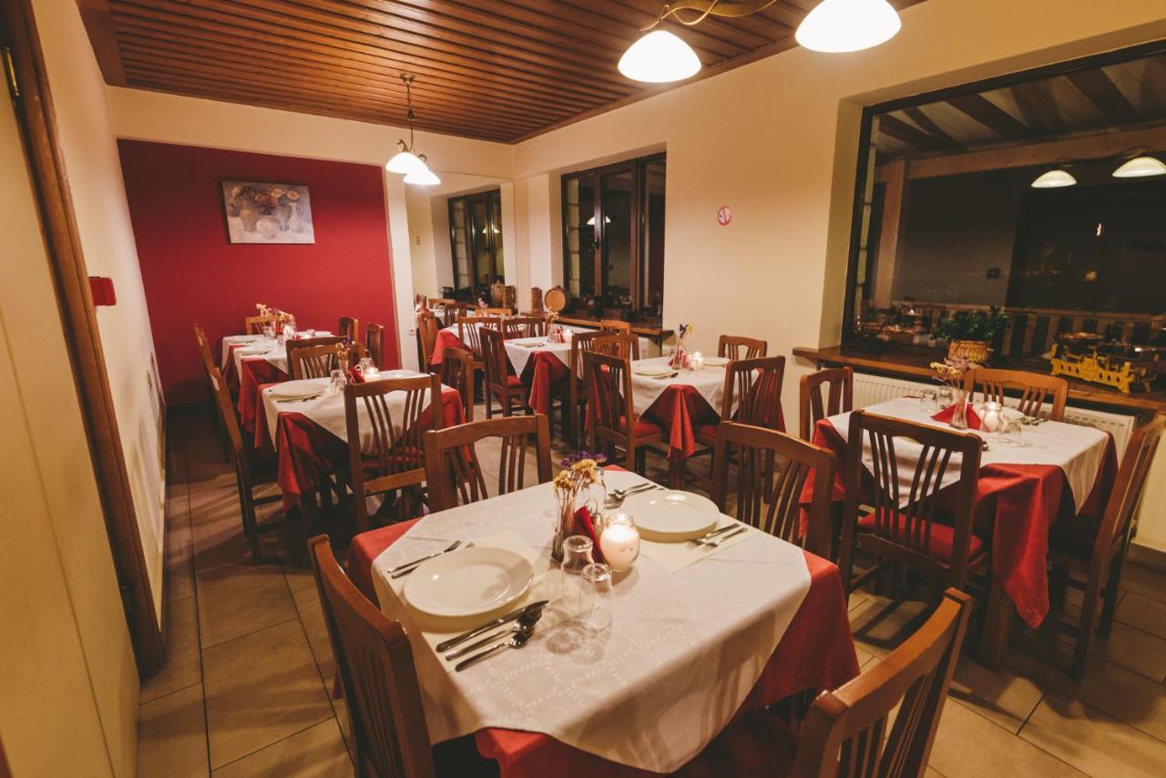 Thea Mainalou Otel Vytina Dış mekan fotoğraf